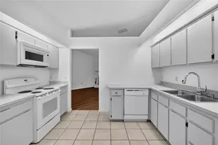 4302 NW 61st Terrace, Gainesville, FL 32606 - Photo 14