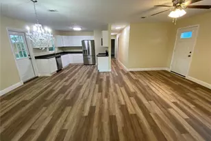 1411 SE 35th St, Gainesville, FL 32609 - Photo 6