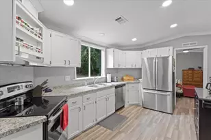 16221 SW 67 Pl, Archer, FL 32618 - Photo 8