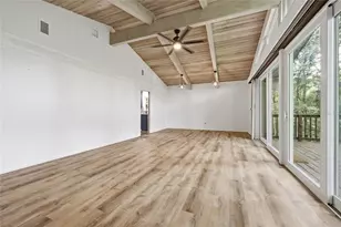 1732 NW 8th Ave, Gainesville, FL 32603 - Photo 16
