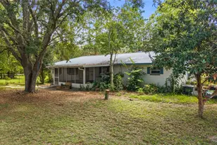 17250 NW 26th Ct, Trenton, FL 32693 - Photo 2