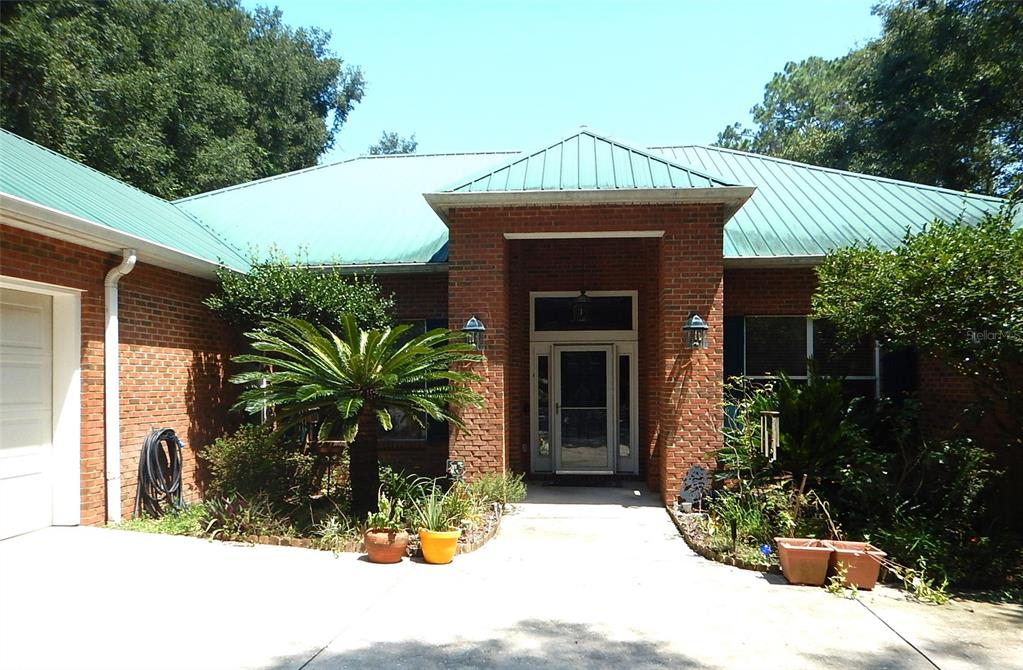 8315 Lilly Lake Rd - 8315 Lilly Lake Rd, Melrose, FL 32666 Luxury Property | Jose Angel Pina