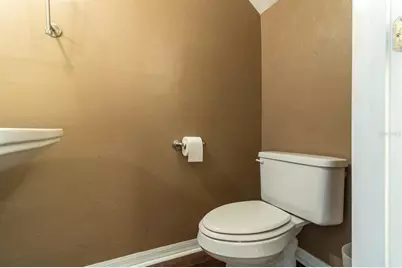 5047 NW 1st Place #92, Gainesville, FL 32607 - Photo 12