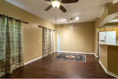 5047 NW 1st Place #92, Gainesville, FL 32607 - Photo 4