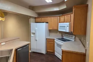 5047 NW 1st Pl, Gainesville, FL 32607 - Photo 8