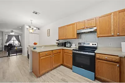 3901 SW 20th Avenue #609, Gainesville, FL 32607 - Photo 8