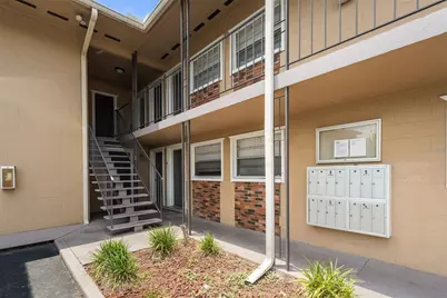 501 NW 15th Avenue #11, Gainesville, FL 32601 - Photo 4