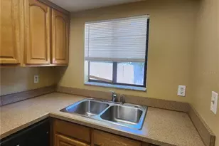 702 SW 70th Terrace, Gainesville, FL 32607 - Photo 10