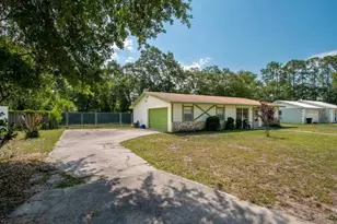 5823 NW 26th St, Gainesville, FL 32653 - Photo 4