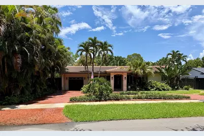 14821 Palmetto Palm Avenue, Miami Lakes, FL 33014 - Photo 1