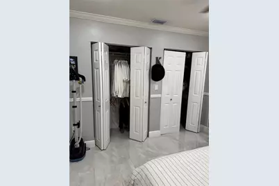 14821 Palmetto Palm Avenue, Miami Lakes, FL 33014 - Photo 12
