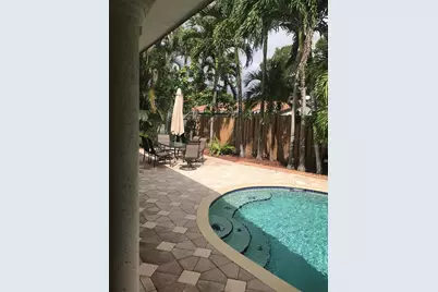 14821 Palmetto Palm Avenue, Miami Lakes, FL 33014 - Photo 26