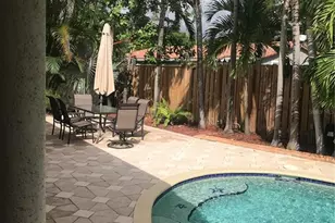 14821 Palmetto Palm Ave, Miami Lakes, FL 33014 - Photo 34