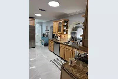 14821 Palmetto Palm Avenue, Miami Lakes, FL 33014 - Photo 6
