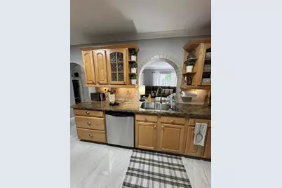 14821 Palmetto Palm Avenue, Miami Lakes, FL 33014 - Photo 8