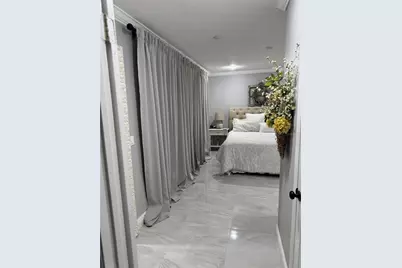 14821 Palmetto Palm Avenue, Miami Lakes, FL 33014 - Photo 10