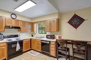 235 Ashley Lake Dr, Melrose, FL 32666 - Photo 12