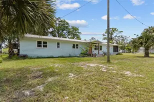 306 SE 256th St, Suwannee, FL 32692 - Photo 2