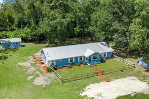1890 NW 167 Pl, Trenton, FL 32693 - Photo 2
