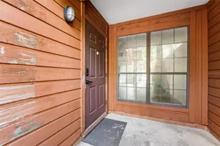 825 SW 55th Terrace, Gainesville, FL 32607 - Photo 4