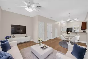2927 SW 35th Pl, Gainesville, FL 32608 - Photo 2