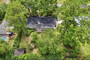 1911 NW 22nd Dr, Gainesville, FL 32605 - Photo 4