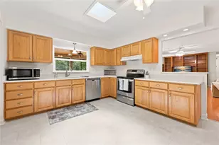 1911 NW 22nd Dr, Gainesville, FL 32605 - Photo 28