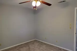 3727 SW 28th Terrace, Gainesville, FL 32608 - Photo 10