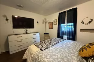 2425 SE 10th Ave, Gainesville, FL 32641 - Photo 14