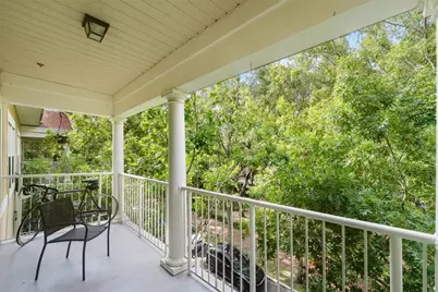 9124 SW 51st Road #302, Gainesville, FL 32608 - Photo 4