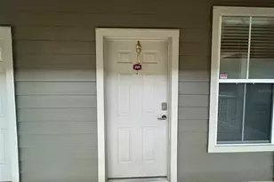 621 SW 10th St, Gainesville, FL 32601 - Photo 2