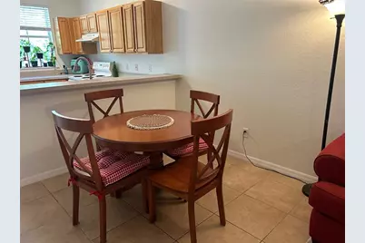 621 SW 10th Street #203, Gainesville, FL 32601 - Photo 6