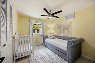 4204 NW 19th Pl, Gainesville, FL 32605 - Photo 16