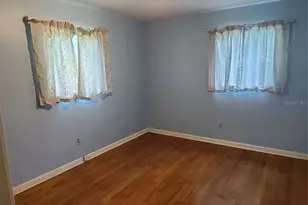 217 NW 36th St, Gainesville, FL 32607 - Photo 6