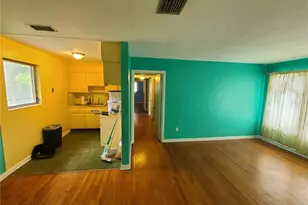 217 NW 36th St, Gainesville, FL 32607 - Photo 2