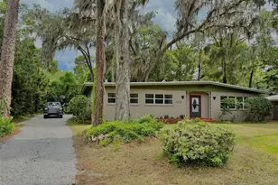 905 NW 36th Ave, Gainesville, FL 32609 - Photo 2