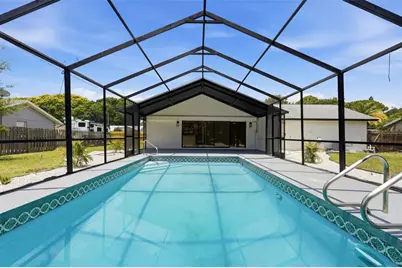 4731 Atlantic Avenue, Sarasota, FL 34233 - Photo 2