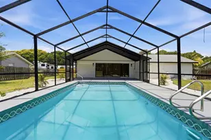 4731 Atlantic Ave, Sarasota, FL 34233 - Photo 2