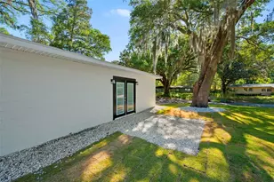 1919 NE 17th Dr, Gainesville, FL 32609 - Photo 28