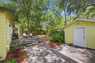 616 NW 8th Pl, Gainesville, FL 32601 - Photo 24