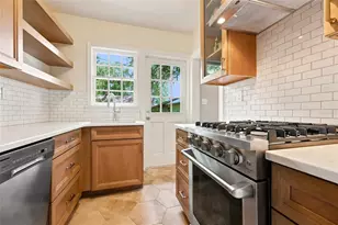 616 NW 8th Pl, Gainesville, FL 32601 - Photo 8
