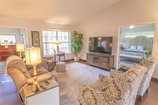 4660 SE 3rd Pl, Keystone Heights, FL 32656 - Photo 4