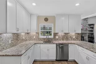 2522 NW 27th Pl, Gainesville, FL 32605 - Photo 12