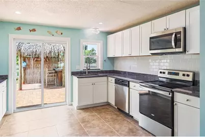 6814 Driftwood Drive, Hudson, FL 34667 - Photo 4