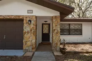 121 Serena Cir, Melrose, FL 32666 - Photo 4