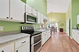 3052 SW 94th St, Gainesville, FL 32608 - Photo 10