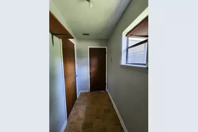 4711 NW 27 Terrace, Gainesville, FL 32605 - Photo 4