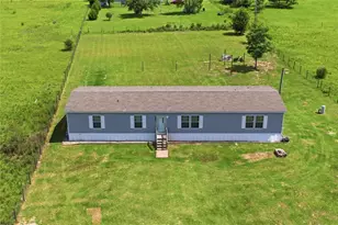 9831 NE 100th St, Archer, FL 32618 - Photo 2