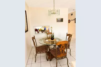 110 Royal Palm Road #208, Hialeah Gardens, FL 33016 - Photo 6