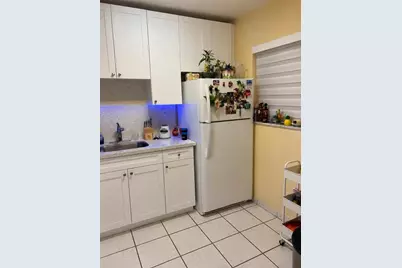 110 Royal Palm Road #208, Hialeah Gardens, FL 33016 - Photo 8